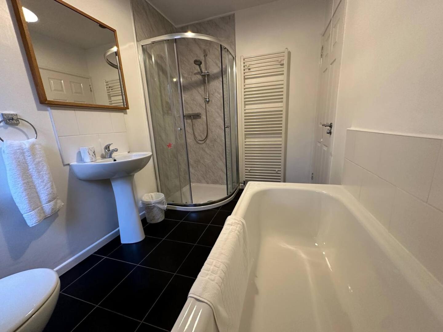 2Br Stylish Ormeau Road House Villa Belfast Dış mekan fotoğraf